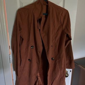 Cute long trench coat for fall 🍁🍂